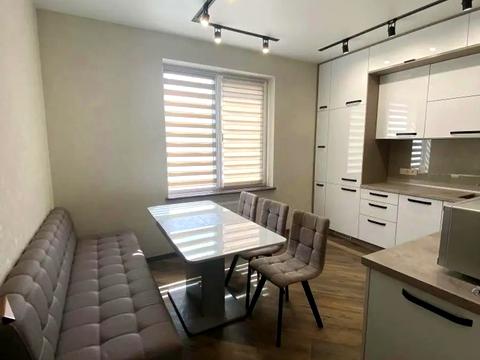 квартира за адресою Пантелеймона Куліша вул., 47а