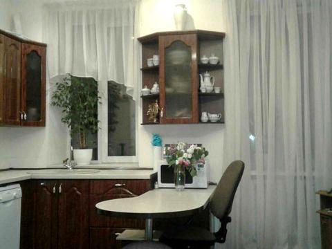 квартира за адресою Олександра Кониського вул. (Володарського), 7