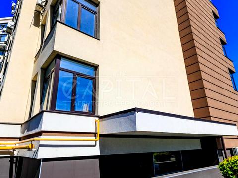 комерційна за адресою Практична вул., 42