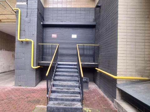 комерційна за адресою Левка Лук'яненка вул. (Маршала Тимошенка), 19