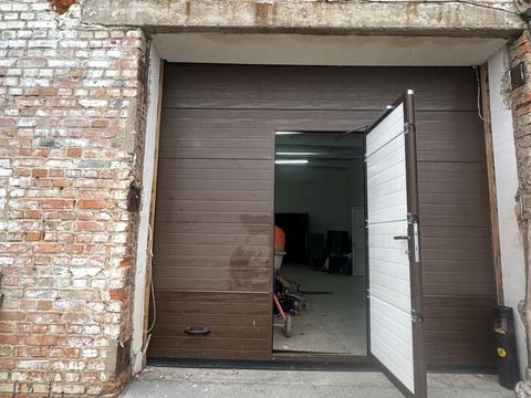 комерційна за адресою Вишнева, 64