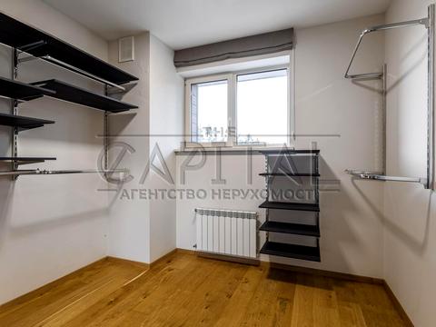 будинок за адресою смт. Козин, Анатолія Солов'яненка вул., 242