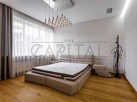 будинок за адресою смт. Козин, Анатолія Солов'яненка вул., 242