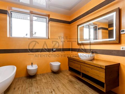 будинок за адресою смт. Козин, Анатолія Солов'яненка вул., 242