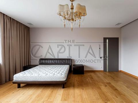 будинок за адресою смт. Козин, Анатолія Солов'яненка вул., 242