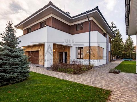 будинок за адресою Анатолія Солов'яненка вул., 242