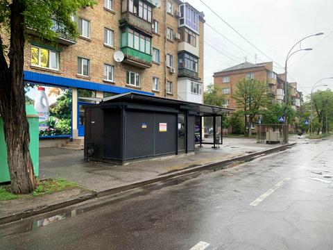 комерційна за адресою Юрія Литвинського вул. (Російська), 33