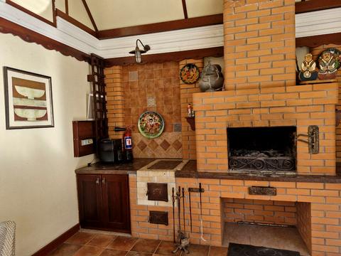 будинок за адресою Хутірська вул. (Жовтнева)