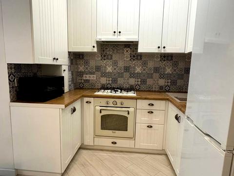 квартира за адресою Практична вул., 6