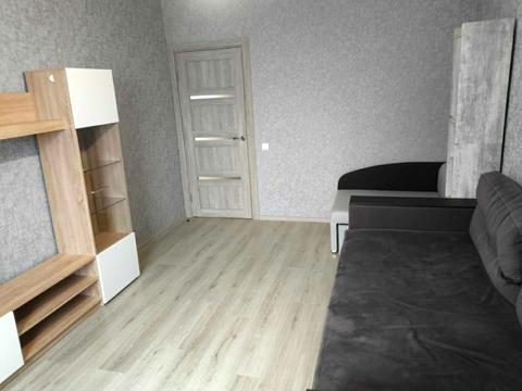 квартира за адресою Леоніда Бірюкова бульв., 7