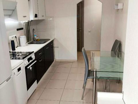 квартира за адресою Леоніда Бірюкова бульв., 7