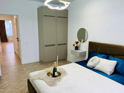 квартира за адресою Андрія Шептицького, 4