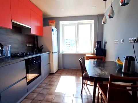 квартира за адресою Євгена Чикаленка вул., 68б