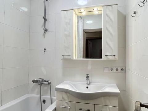 квартира за адресою Героїв Небесної Сотні просп., 18/6