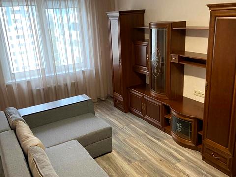 квартира за адресою Сергія Данченка вул., 32