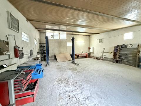 коммерческая по адресу Трудова, 111