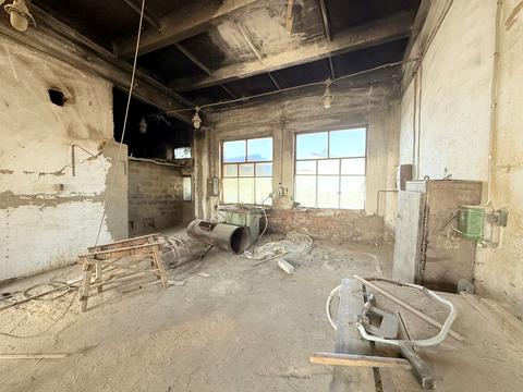 коммерческая по адресу Лаврищева ул., 111