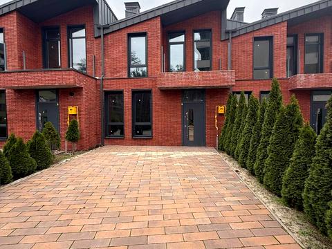 дом по адресу Охотничья ул.