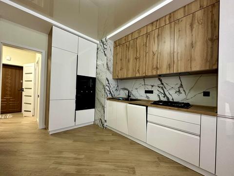 квартира за адресою Героїв Майдану вул. (Червоноармійська), 192