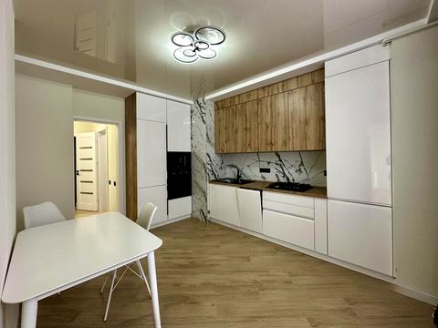 квартира за адресою Героїв Майдану вул. (Червоноармійська), 192