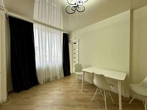 квартира за адресою Героїв Майдану вул. (Червоноармійська), 192