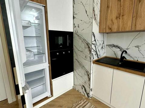 квартира за адресою Героїв Майдану вул. (Червоноармійська), 192