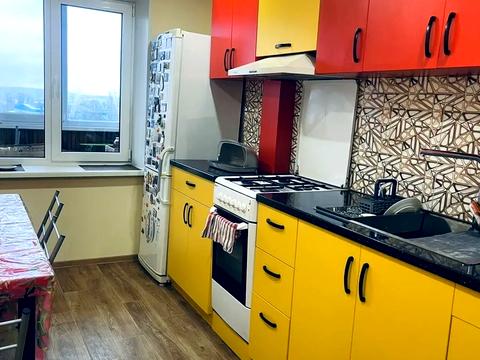 квартира за адресою Василя Сухомлинського, 68