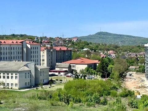 квартира за адресою Рівненська вул., 12-Б