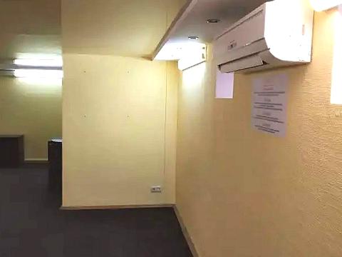 комерційна за адресою Левка Лук'яненка вул. (Маршала Тимошенка), 19