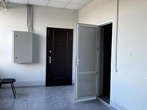 комерційна за адресою Різдвяна вул. (Енгельса), 29б