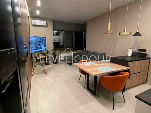 квартира за адресою Дніпровська набережна вул., 14