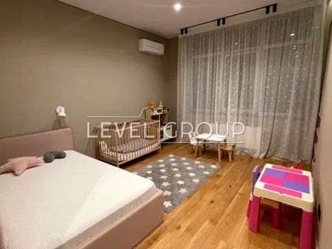 квартира за адресою Дніпровська набережна вул., 14