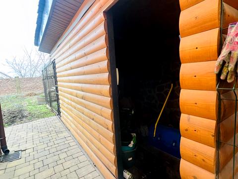 будинок за адресою Андрія Малишка вул. (Льва Толстого)