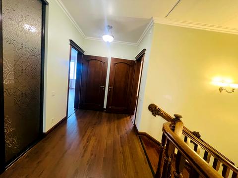 будинок за адресою Андрія Малишка вул. (Льва Толстого)