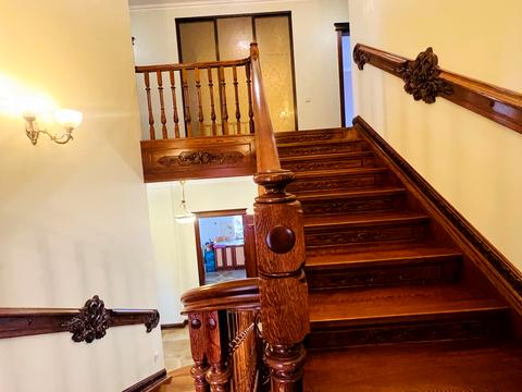 будинок за адресою Андрія Малишка вул. (Льва Толстого)