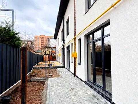 будинок за адресою Центральна вул. (Чапаєва)