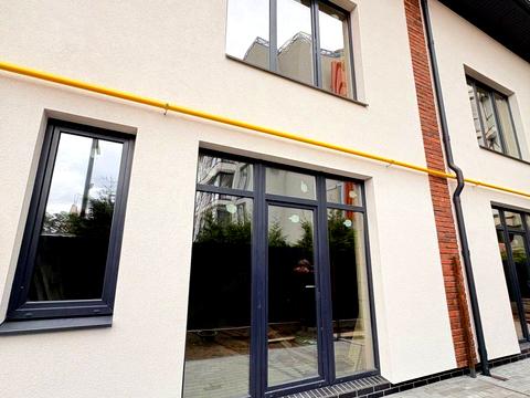 будинок за адресою Центральна вул. (Чапаєва)