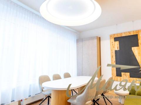 комерційна за адресою Буслівська вул., 12