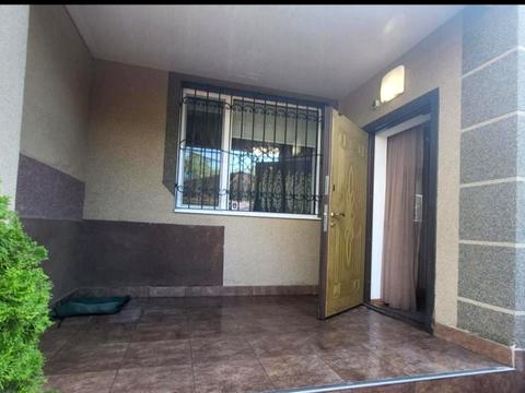 будинок за адресою Горизонтальна вул., 49