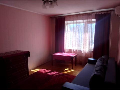 квартира за адресою В'ячеслава Чорновола вул., 10