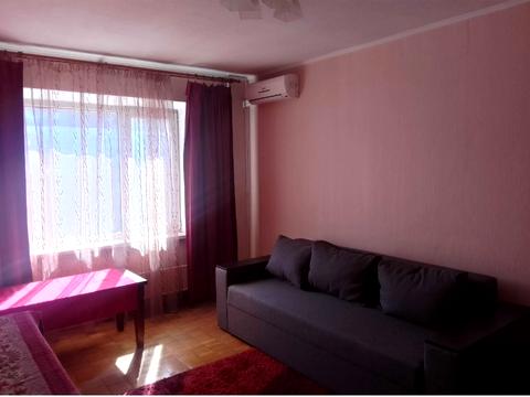 квартира за адресою В'ячеслава Чорновола вул., 10