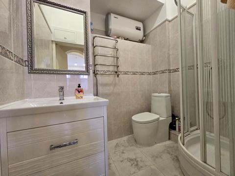 комерційна за адресою Панаса Мирного вул., 9