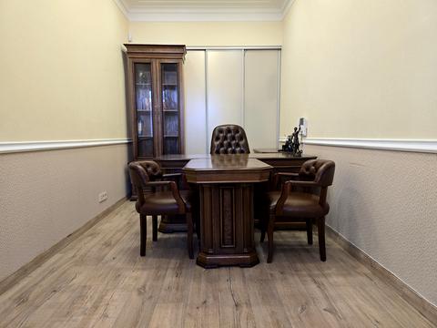 комерційна за адресою Панаса Мирного вул., 9