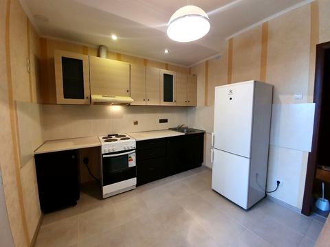 квартира за адресою Софії Русової вул., 3