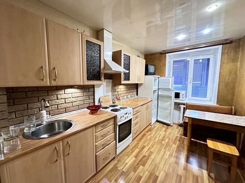 квартира за адресою Братів Горобців вул. (Дмитра Кедріна), 66