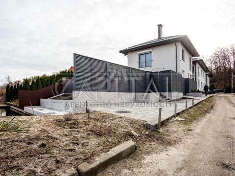 будинок за адресою 12-та лінія вул.