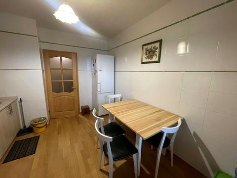 квартира за адресою Милославська вул., 4