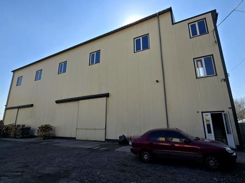 комерційна за адресою Трудова вул., 5/7