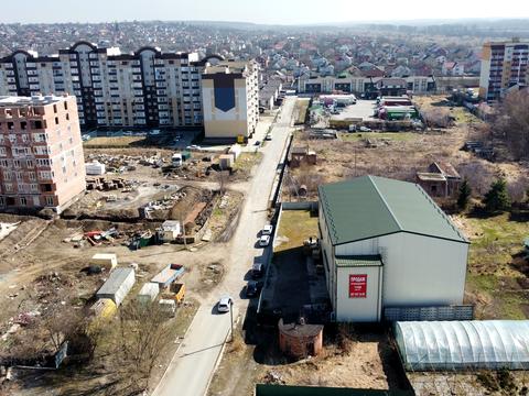 комерційна за адресою Трудова вул., 5/7