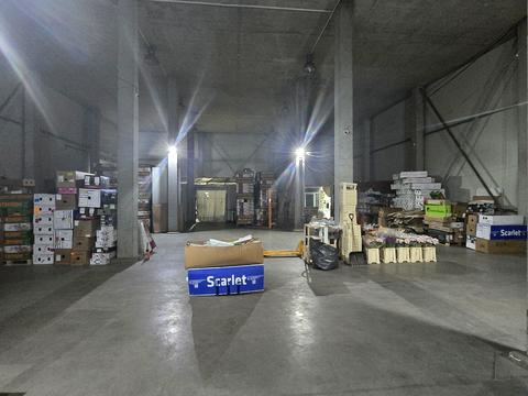 комерційна за адресою Трудова вул., 5/7